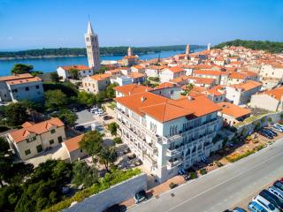 Arbiana Heritage Hotel - 0