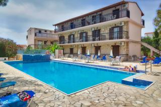 Two Brothers Studios & Apts - Kalamaki - 0
