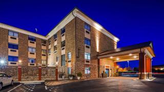 Best Western Plus Pineville-Charlotte South - Charlotte - 9