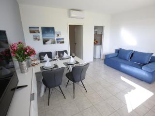 Beautiful Holiday Home in Bibinje near Beach - Bibinje - 9