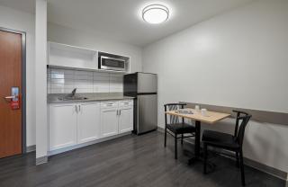 Residence & Conference Centre - King City - King City - 7