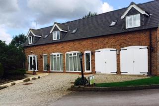 Melbourne View Hotel - 1