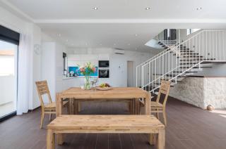 Villa Salt - 10 people, heated pool, Trogir, near beach & Split airport - 4