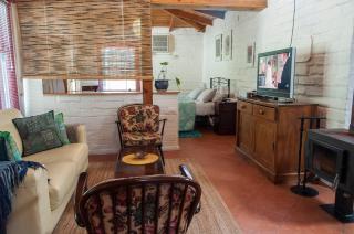 Trevalia Accommodation - Penwortham - 9