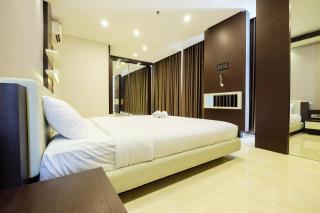 Modern Elegant Design 2BR L'Avenue Apartment By Travelio - 9