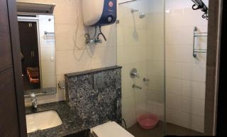 Spacious 3bhk apartment! - 6