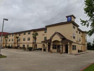 Americas Best Value Inn & Suites-Winnie - Winnie - 7