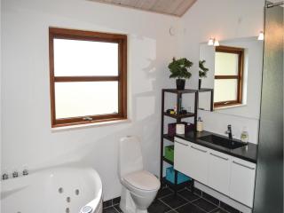 Three-Bedroom Holiday Home In Albak - Ålbæk - 1