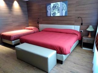 Family Center Hotel - Polla - 1