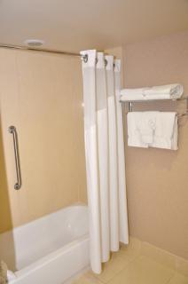 Holiday Inn Oakland Airport by IHG - 6