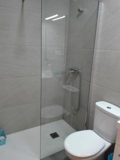 Mi casita en Torrevieja con piscina comunitaria y barbacoa privada - 2