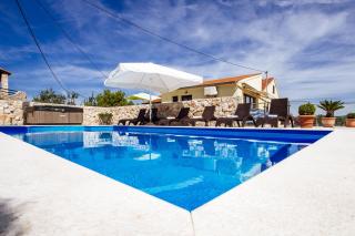 Villa Cortes - Mali Iž - 0