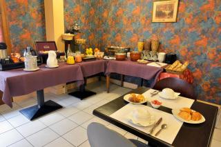 Logis Auberge des Vieux Chenes - 4