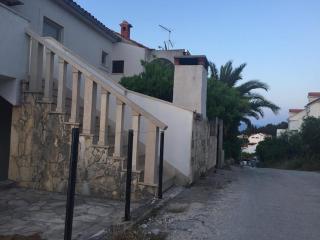 Apartment Mirela - Supetar - 1