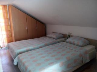 Apartments Hills - 2