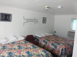 Trail Motel - Kellogg - 4