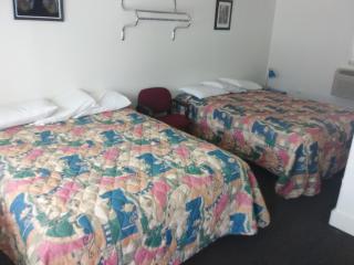 Trail Motel - Kellogg - 3