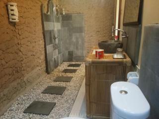 Kerta Family Bed and Breakfast - Ubud - 1