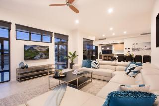 Jewel of Broadbeach - Gold Coast - 9