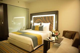 Novotel Kolkata Hotel and Residences - 5