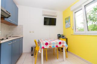 • Lungomare Beach Apartment Pula • - Pula - 4