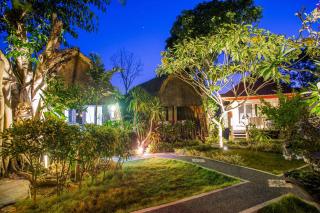 Lotus Garden Huts - Nusa Lembongan - 6