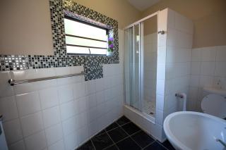 Harewood Lodge - East London - 6
