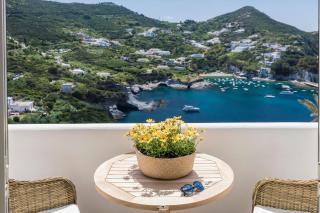 Maridea Casa Vacanza- Le Alcove sul Mare Suites - Ponza - 3