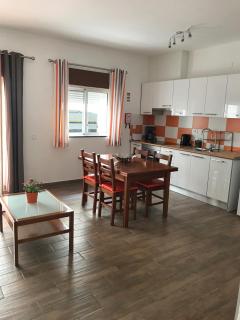 Zesty Orange by ITHOUSE - Albufeira - 5