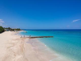 Villa Turrasann - Runaway Bay - 6