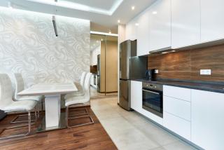 Apartment near Lukyanovka Square - Kiev - 1
