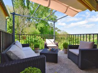 Traditional holiday home with pool - 6