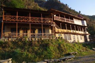 Orchard Huts - Chamba - 0