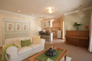 Somerset West Self Catering Vacation Rental - Experience the Best of Cape Town - Wine, Golf, Sea - 1