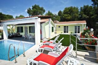 Family friendly house with a swimming pool Cove Koramaslinova - Koromaslinova, Brac - 15479 - 3