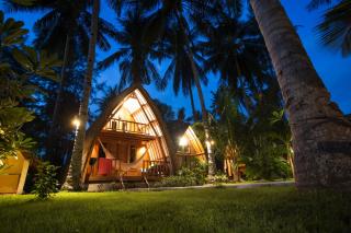 Island View Bar & Bungalow - Gili Air - 4