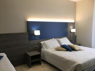 Hotel Mediterranée - 1