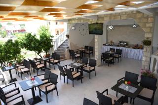 Apartments Cota Guesthouse - Ulcinj - 6