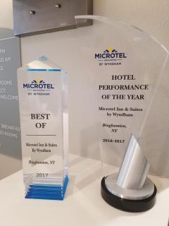 Microtel Inn & Suites by Wyndham Binghamton - Binghamton - 9
