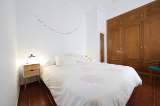 Cozy Apartment City Hall - Alicante - 5