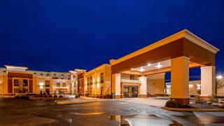 Best Western Plus Parkway Hotel - Alton - 0