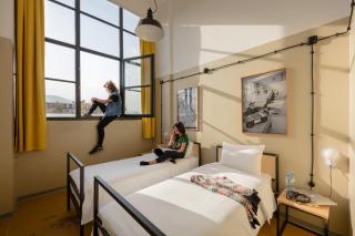 Fabrika Hostel & Suites - Tbilisi - 4