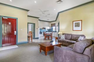 Alzburg Resort - Mansfield - 1
