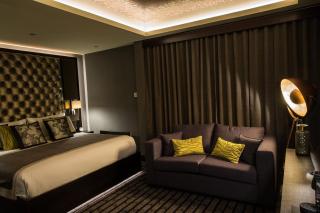 Mondo Hotel - Coatbridge - 7