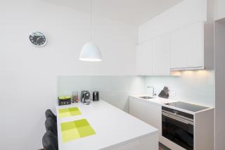 Apartment near city centre with parking place - Praga - 5