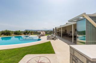 Aelia Residence, Wellness & Leisure with Heated Pool, By ThinkVilla - 7