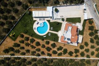 Aelia Residence, Wellness & Leisure with Heated Pool, By ThinkVilla - 3