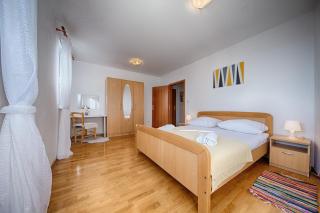 Apartments Marinkovic Komiza - Komiža - 4