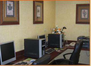 Best Western Plus Strawberry Inn & Suites - Knoxville - 6