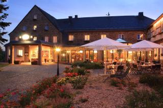 Sonnenhotel Hoher Hahn - - 9